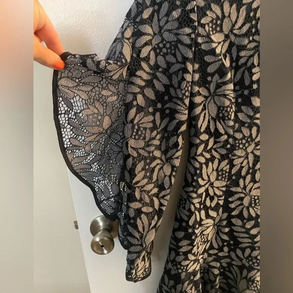 Keepsake Engage Navy Blue Lace Long Sleeve Dress XS - Picture 4 of 8